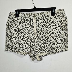 Altar'd State, Front Zip Leopard Print Cream & Black Short Shorts. Size Large.